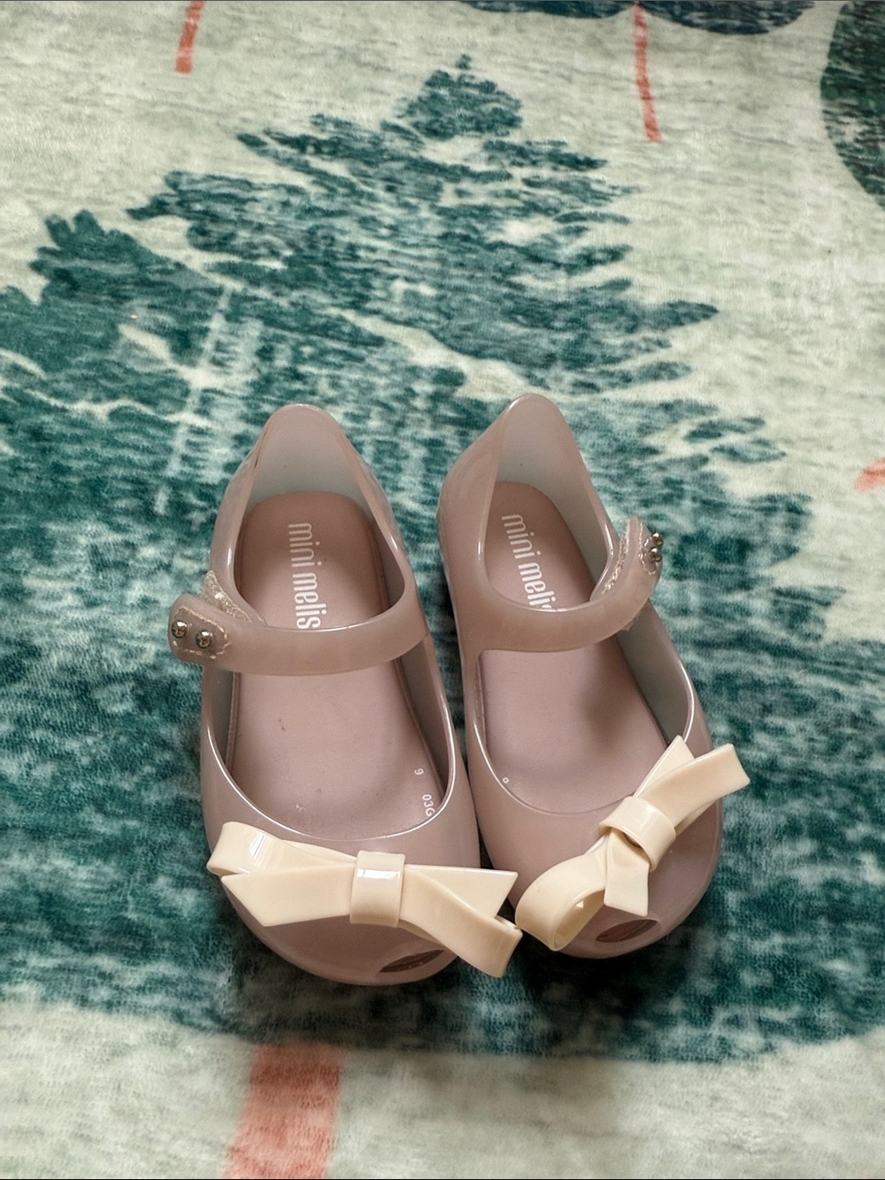 Mini Melissa Pink Jelly Mary Jane Shoes with Cream Bow